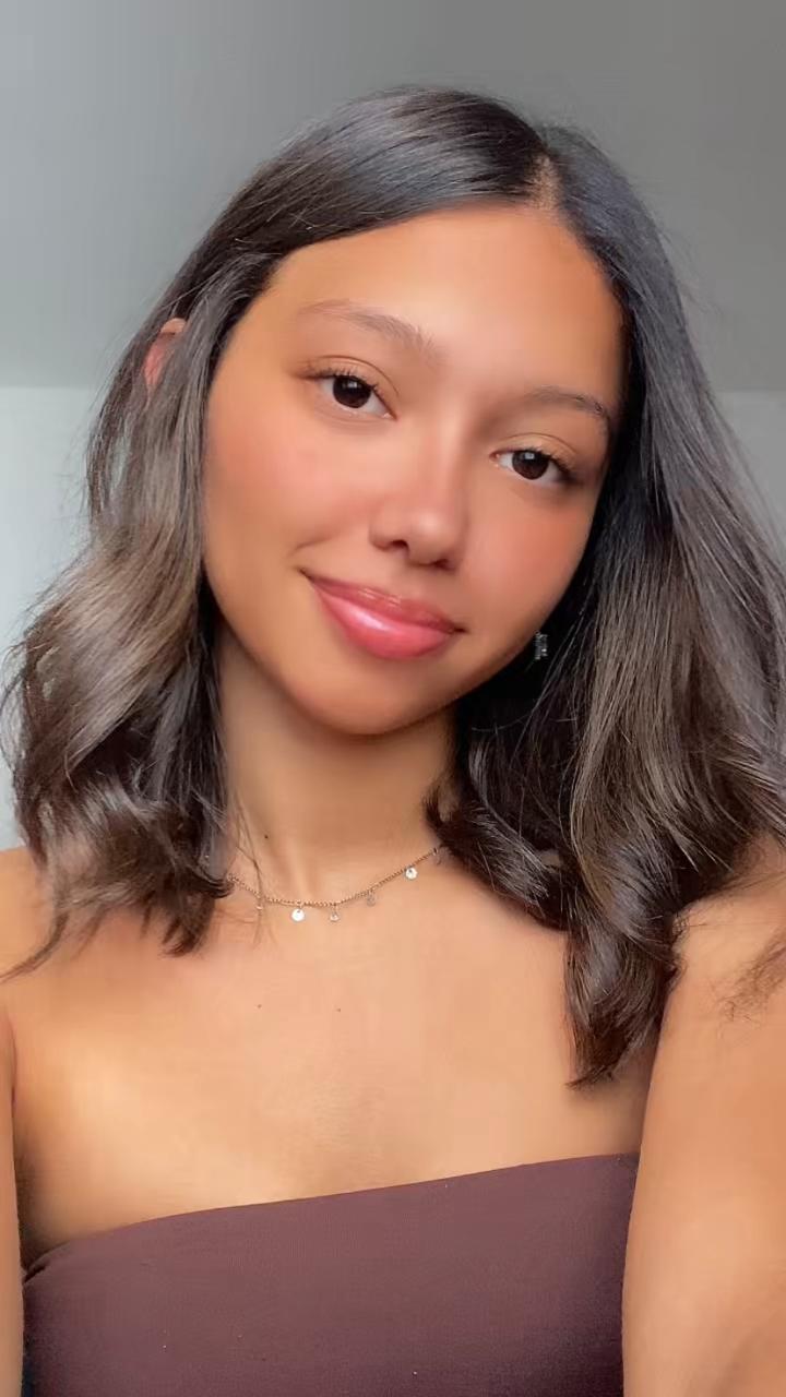 Giulia from Brazil