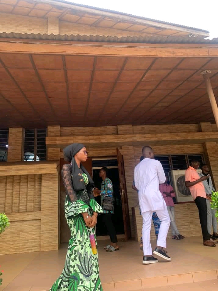 Esther  from Benin
